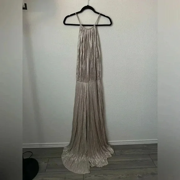 ALEXIS Scoop Neck Long Metallic Gown - S - Picture 3 of 7